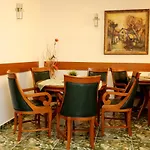Mishel Hotel 2*