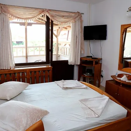 Mishel Hotel