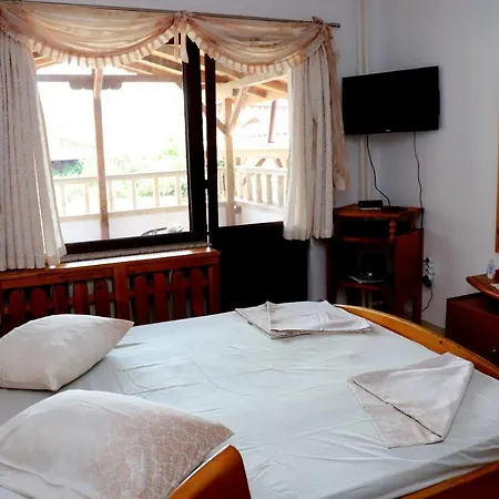 Mishel Hotell Kocherinovo