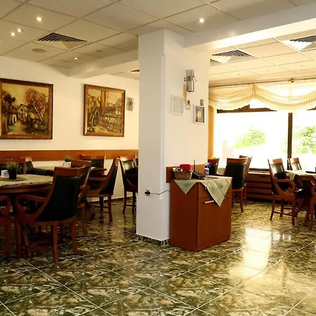 Hotell Mishel 2*