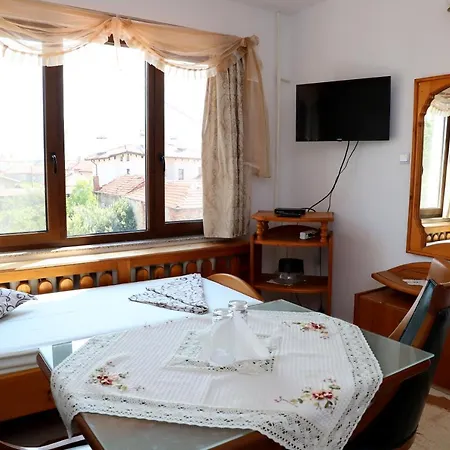 Mishel 2* Kocherinovo