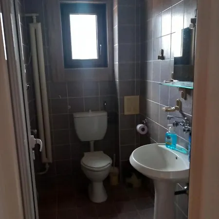 Hotell Mishel 2*