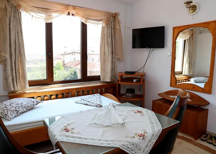 Mishel 2* Kocherinovo