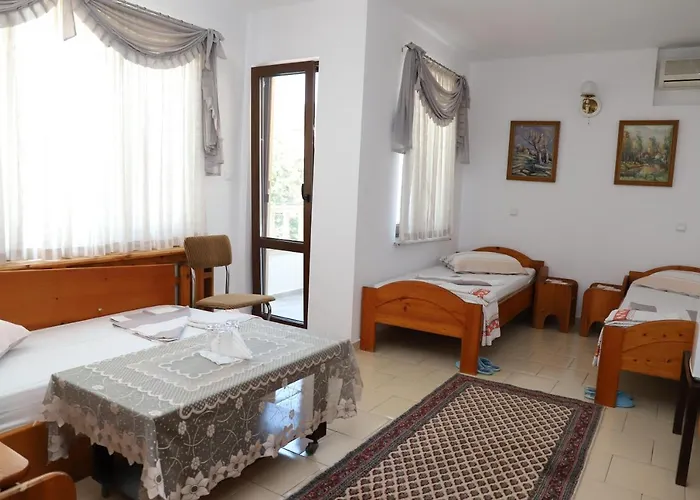 Mishel 2* Kocherinovo